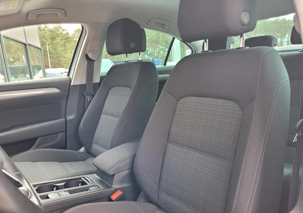 Volkswagen Passat cena 99900 przebieg: 126930, rok produkcji 2019 z Ełk małe 254